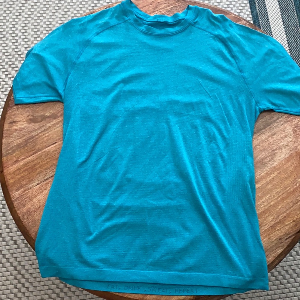 Medium Lululemon Tech T shirt Turquoise color